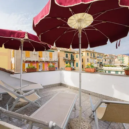 The Riviera Attico Apartamento Lavagna