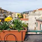 The Riviera Attico * Lavagna