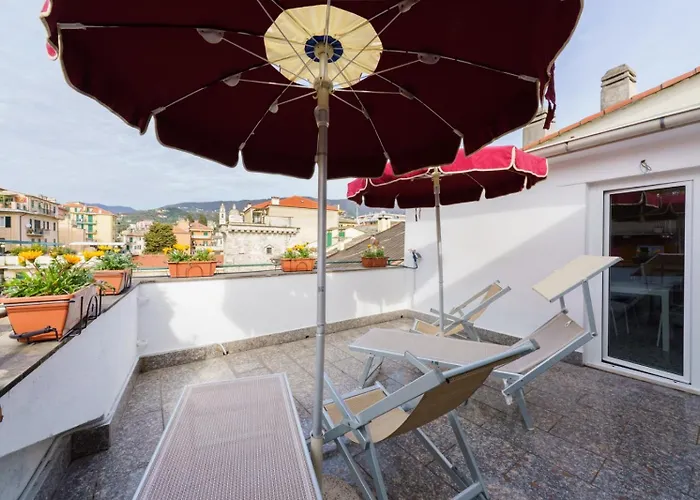 The Riviera Attico * 라바냐